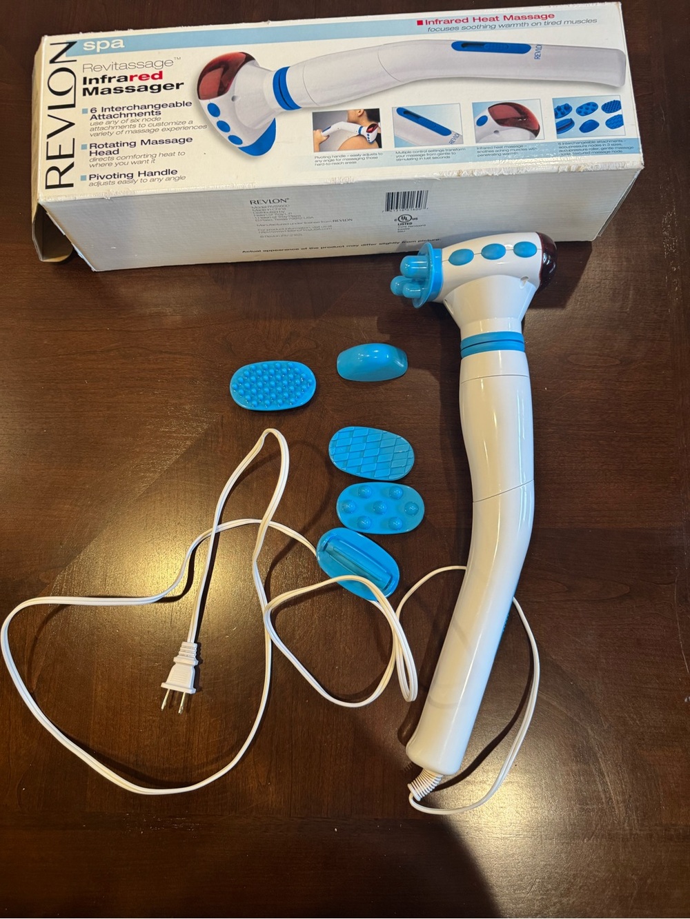 Revlon White & Blue Infrared Massager with 6 Interchangeable Heads RV-2162